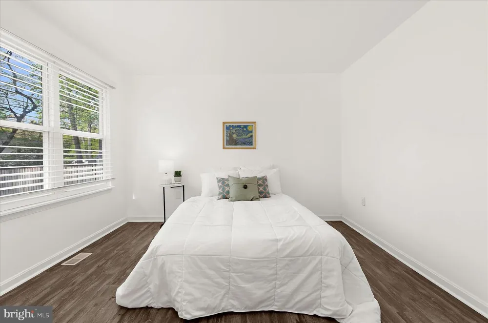 307 RIVERDALE ROAD Severna Park, MD 21146
