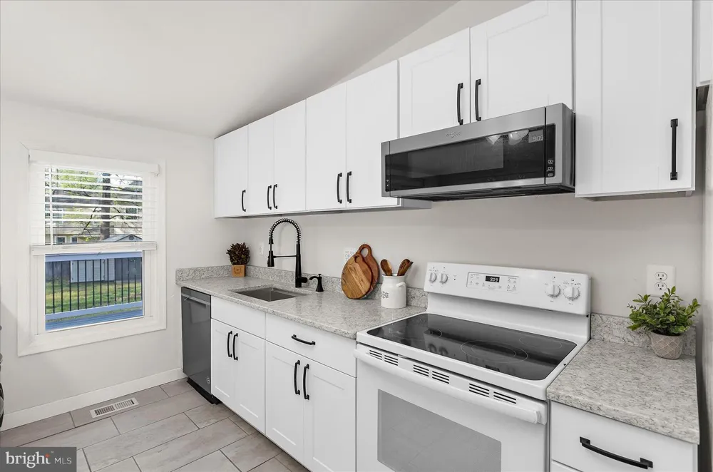 307 RIVERDALE ROAD Severna Park, MD 21146