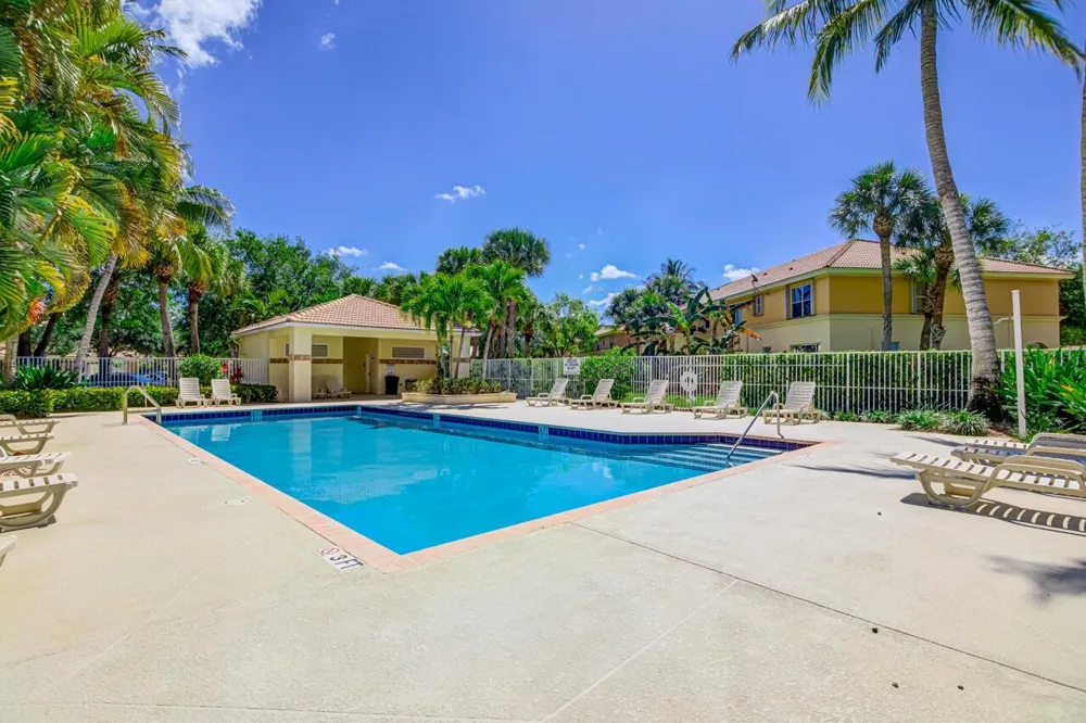 446 Rainbow Springs Terrace Royal Palm Beach, FL 33411