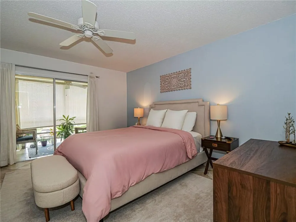 75 Royal Oak Court #204 Vero Beach, FL 32962