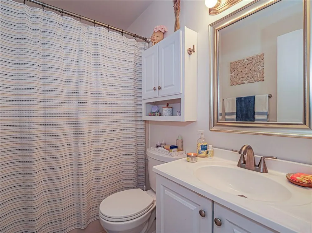 75 Royal Oak Court #204 Vero Beach, FL 32962