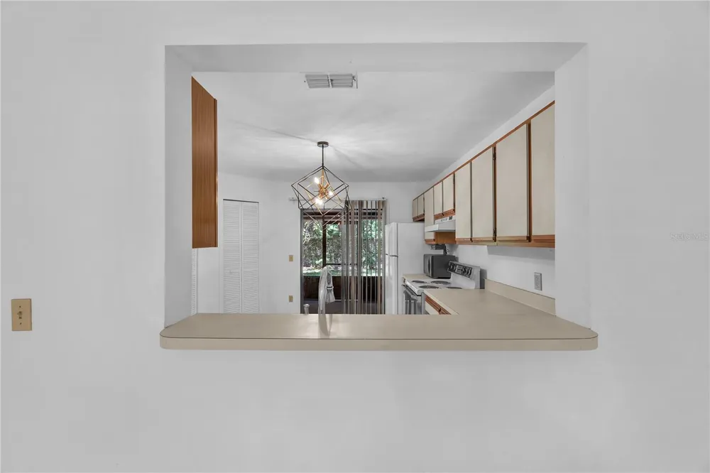 5100 BURCHETTE ROAD #1004 Tampa, FL 33647