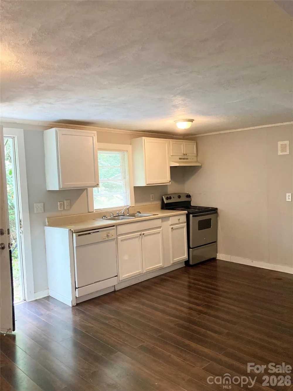 726 Grace Street Salisbury, NC 28144