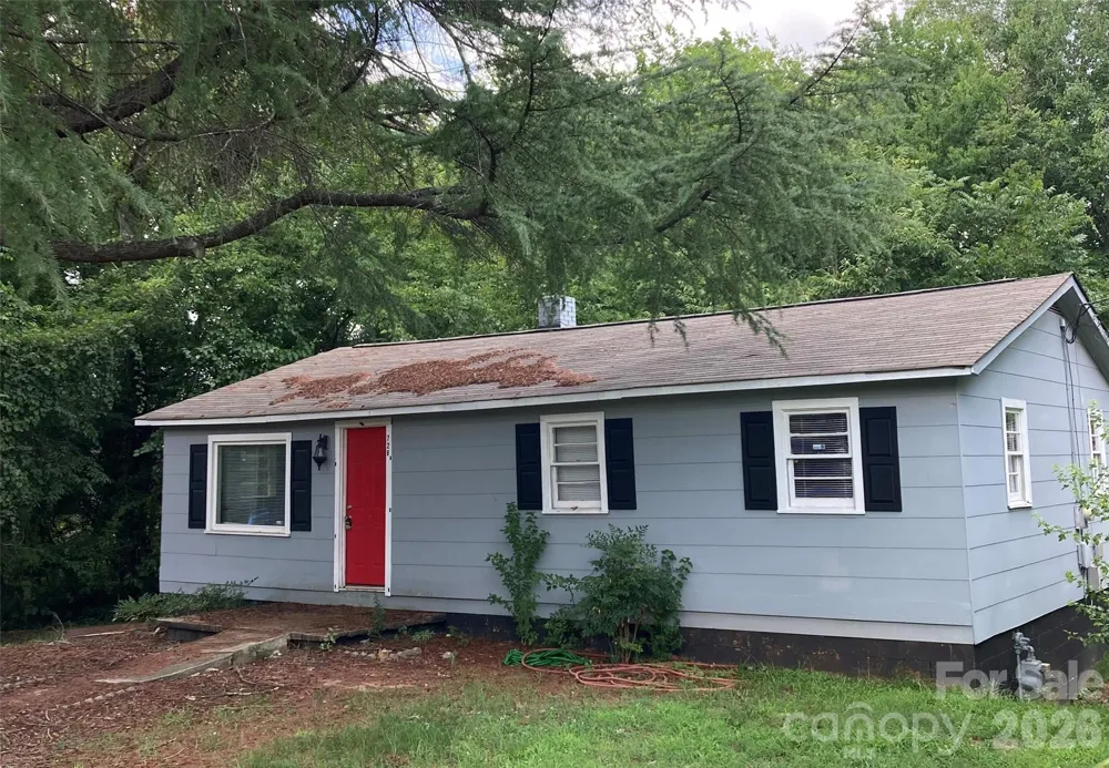 726 Grace Street Salisbury, NC 28144