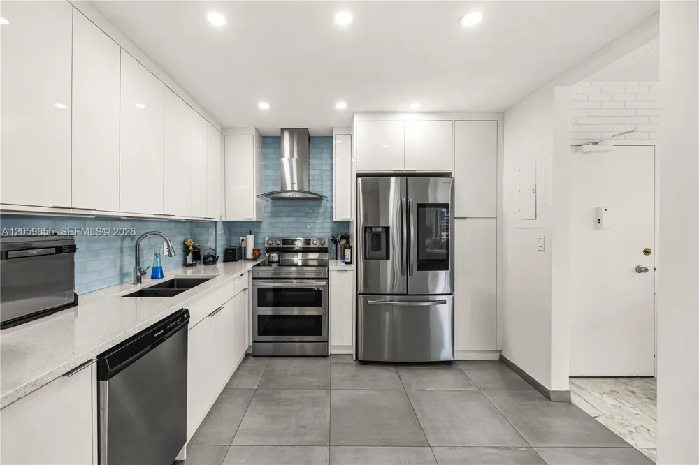 1950 S Ocean Dr #5F Hallandale Beach, FL 33009