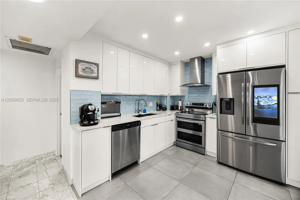 1950 S Ocean Dr #5F Hallandale Beach, FL 33009