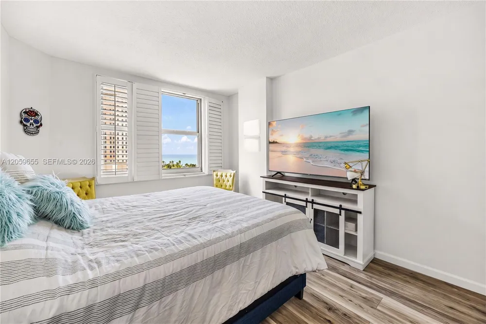 1950 S Ocean Dr #5F Hallandale Beach, FL 33009