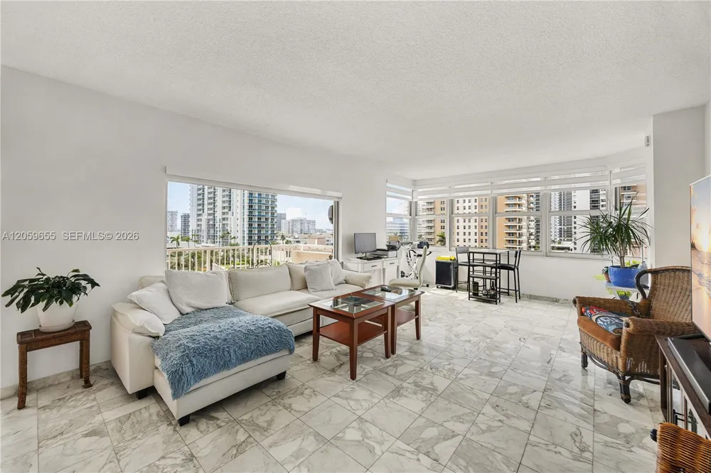 1950 S Ocean Dr #5F Hallandale Beach, FL 33009