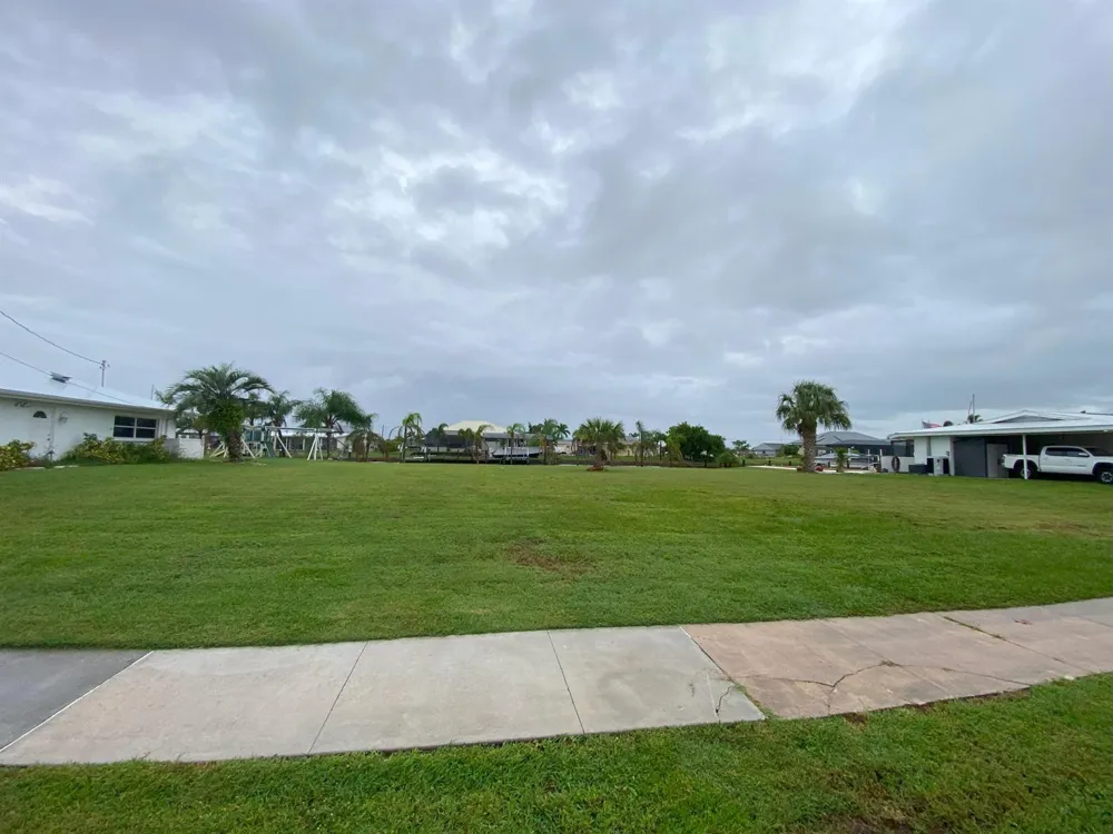 134 BANGSBERG ROAD SE Port Charlotte, FL 33952