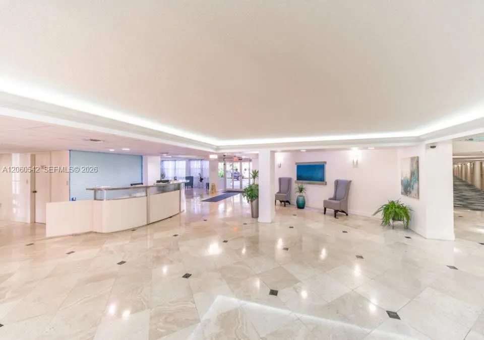 800 Parkview Dr #222 Hallandale Beach, FL 33009