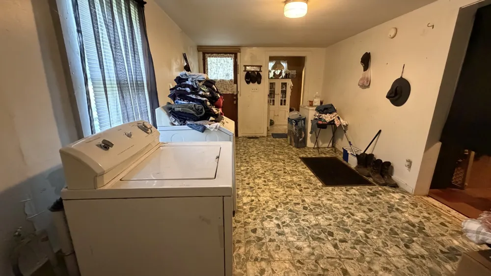 1983 US Highway 62 W Greenville, KY 42345