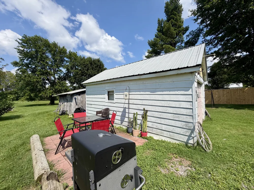 1983 US Highway 62 W Greenville, KY 42345