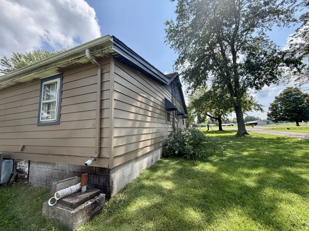 1983 US Highway 62 W Greenville, KY 42345