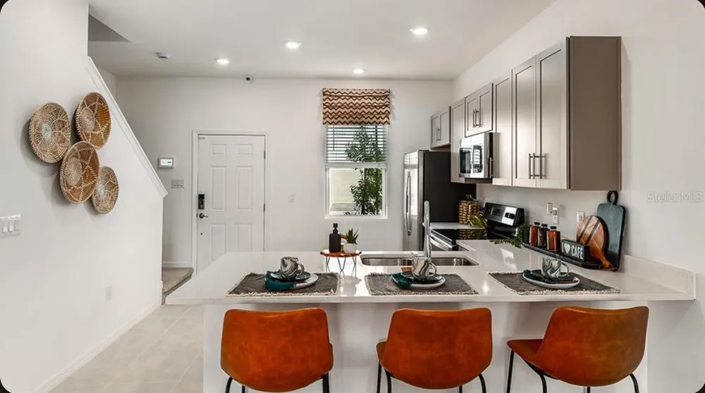 10593 ORBIT TERRACE Sarasota, FL 34241