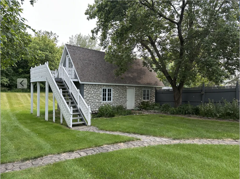 701 3rd Avenue NE Roseau, MN 56751