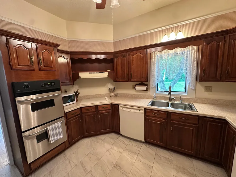 701 3rd Avenue NE Roseau, MN 56751