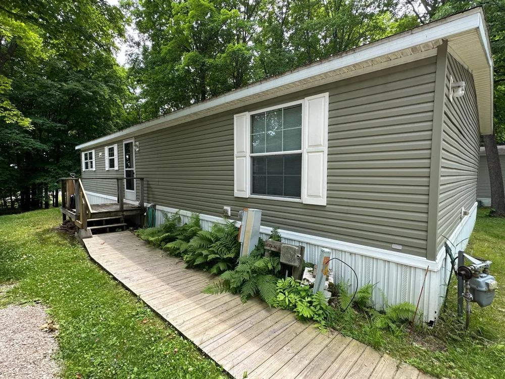 17377 Knieff's Shore Drive NE #16E Deerwood, MN 56444
