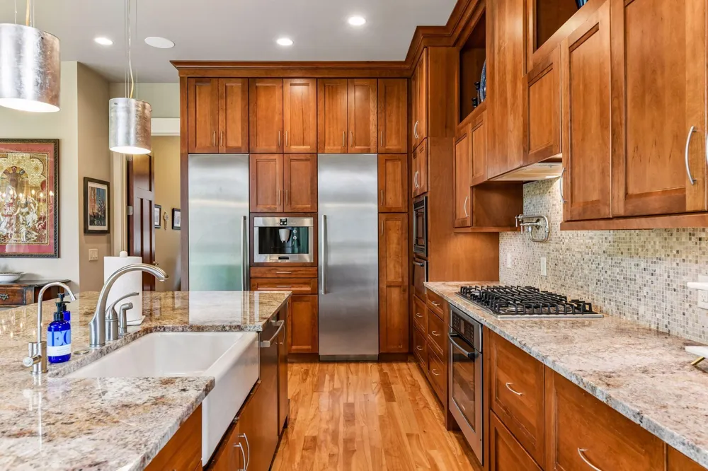 2224 Portico Green Wayzata, MN 55391