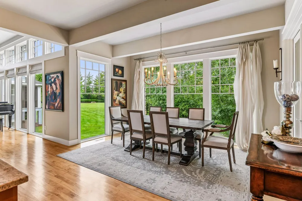 2224 Portico Green Wayzata, MN 55391