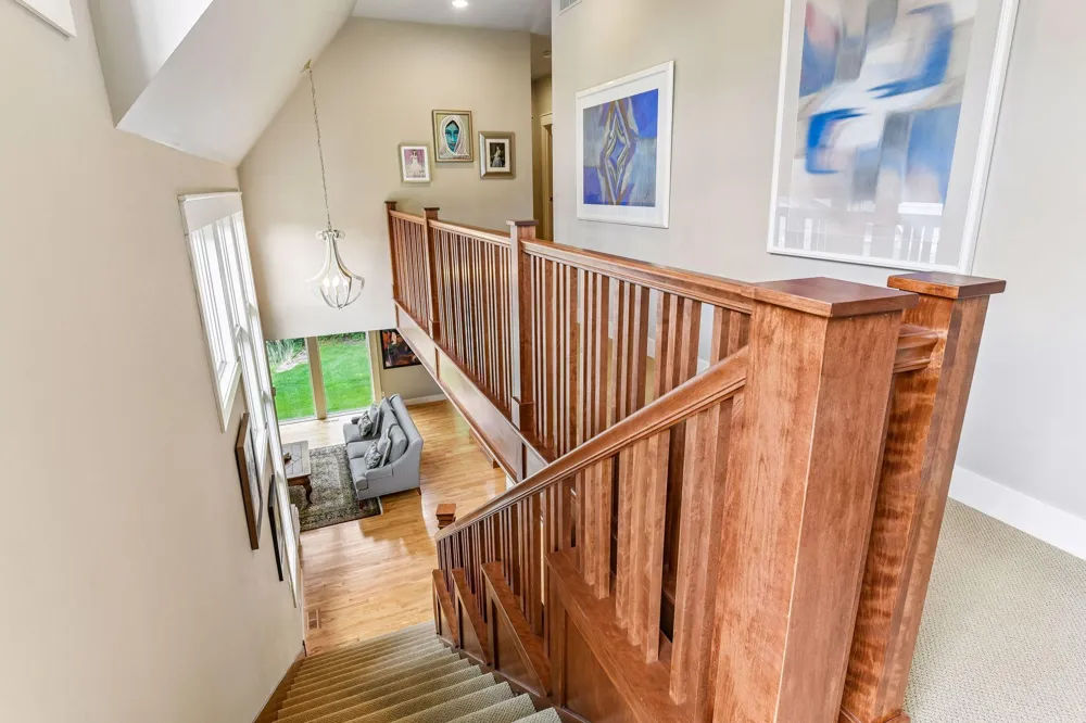 2224 Portico Green Wayzata, MN 55391