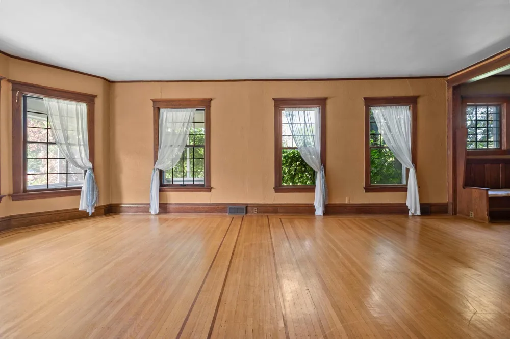 120 E Maryland Street Saint Croix Falls, WI 54024