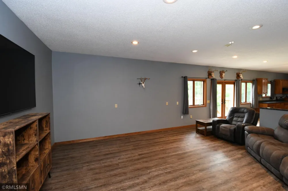 E651 1270th Avenue Glenwood City, WI 54013