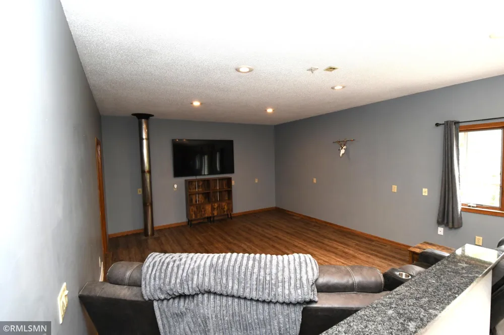 E651 1270th Avenue Glenwood City, WI 54013