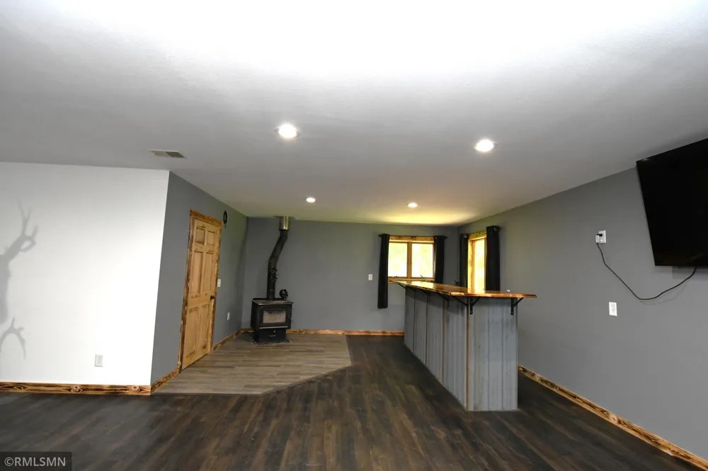 E651 1270th Avenue Glenwood City, WI 54013