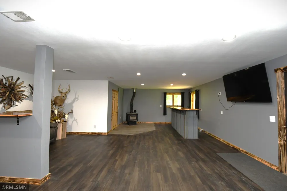 E651 1270th Avenue Glenwood City, WI 54013