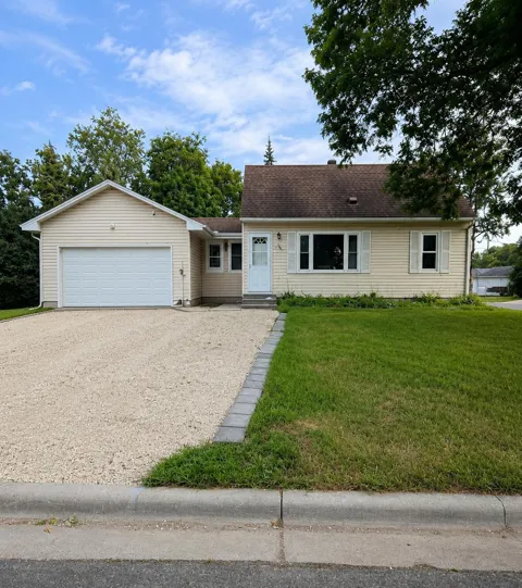 38 Circle Drive