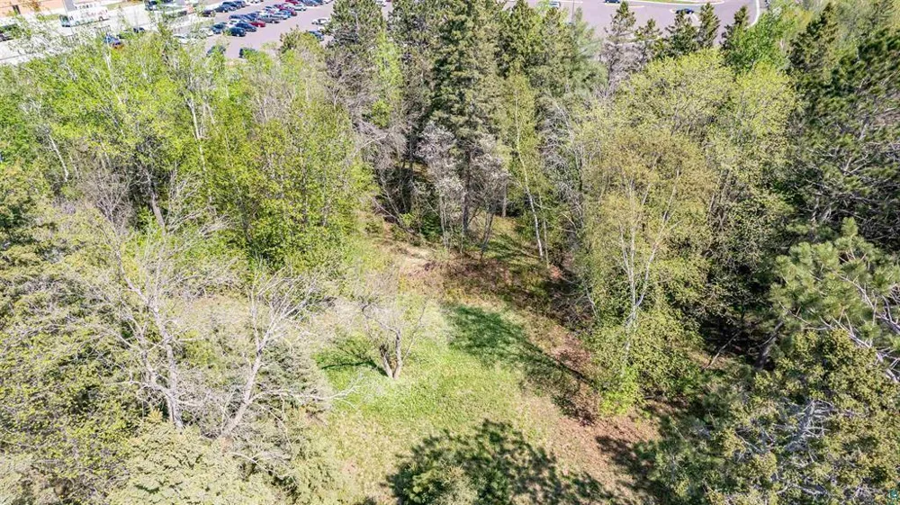 4716 Decker Road Duluth, MN 55811