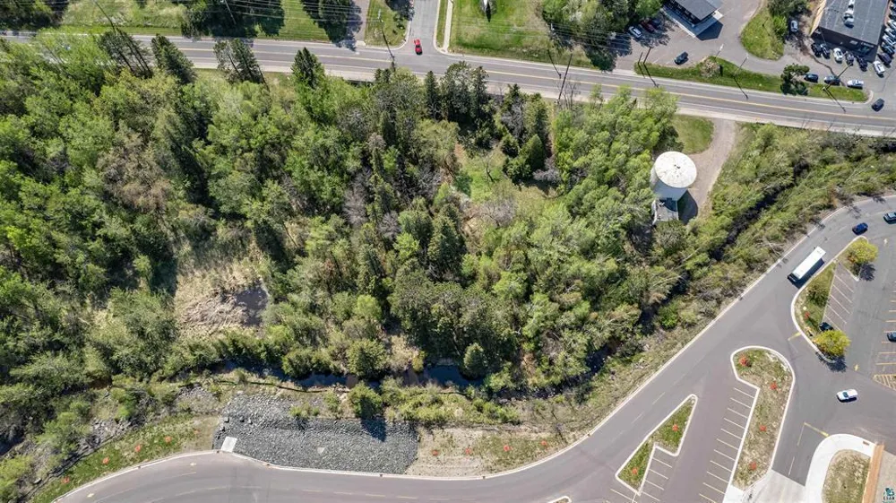 4716 Decker Road Duluth, MN 55811