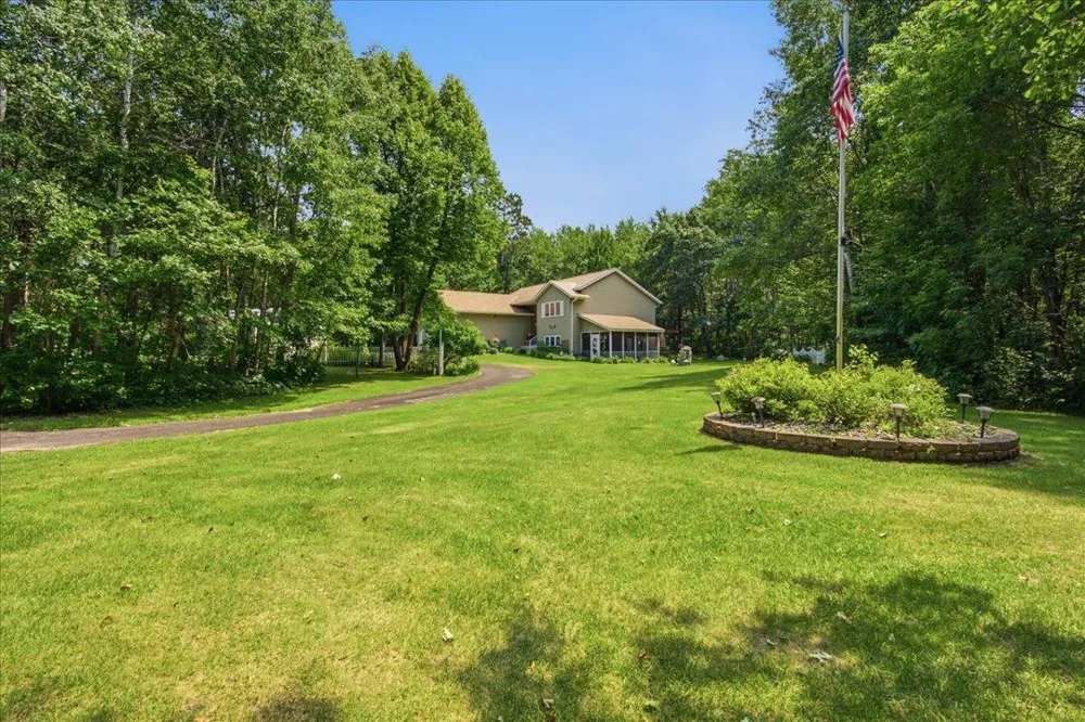 10157 Pin Oak Lane Brainerd, MN 56401