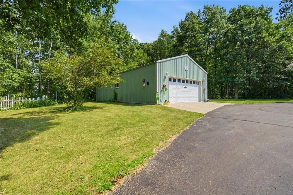 10157 Pin Oak Lane Brainerd, MN 56401