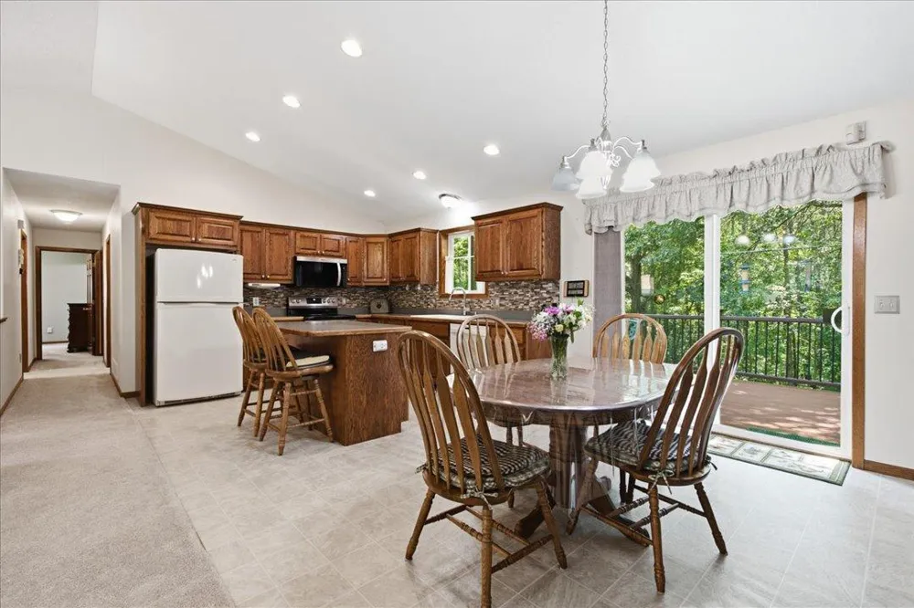 10157 Pin Oak Lane Brainerd, MN 56401