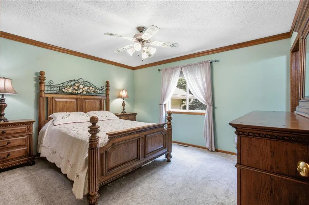 10157 Pin Oak Lane Brainerd, MN 56401