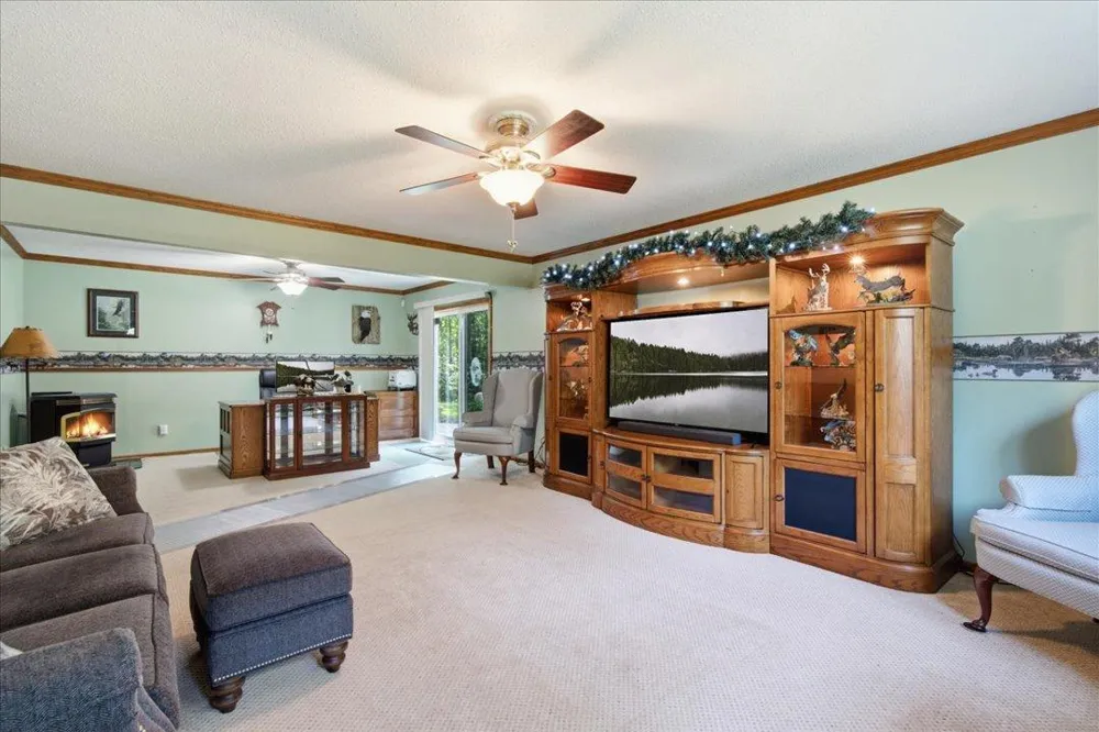 10157 Pin Oak Lane Brainerd, MN 56401
