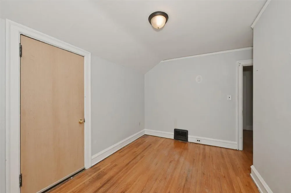611 Lincoln Parkway Duluth, MN 55806