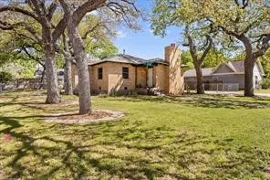 201 E 3rd Street Weatherford, TX 76086