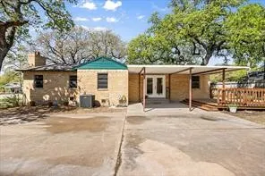 201 E 3rd Street Weatherford, TX 76086