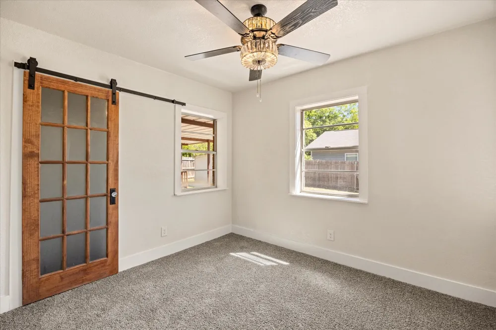 201 E 3rd Street Weatherford, TX 76086