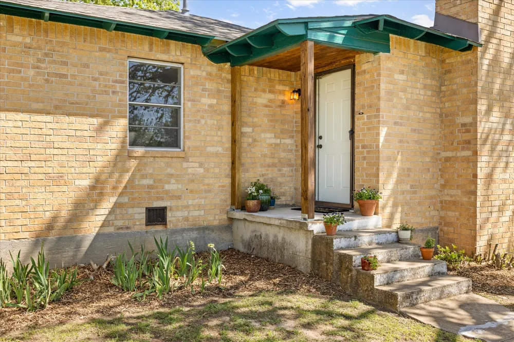 201 E 3rd Street Weatherford, TX 76086