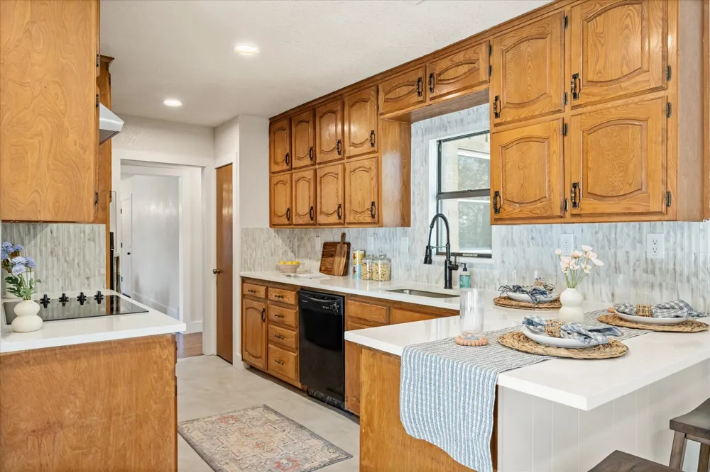 201 E 3rd Street Weatherford, TX 76086