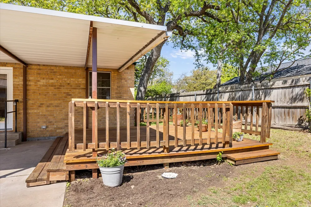 201 E 3rd Street Weatherford, TX 76086
