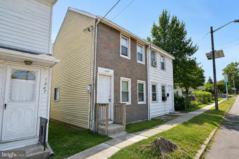 1209 HIGH STREET