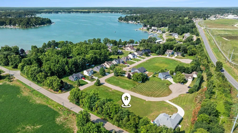 3 Catamaran Court Cassopolis, MI 49031