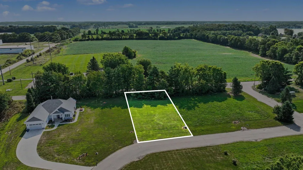 3 Catamaran Court Cassopolis, MI 49031