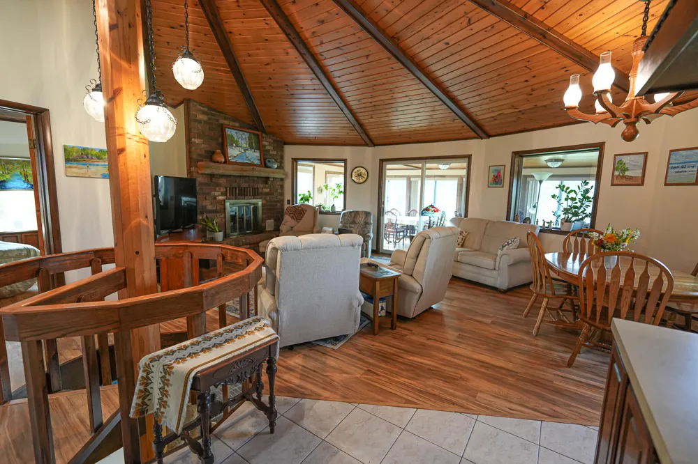 828 Reunion Avenue Fremont, MI 49412