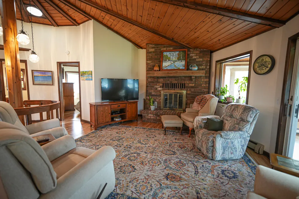 828 Reunion Avenue Fremont, MI 49412