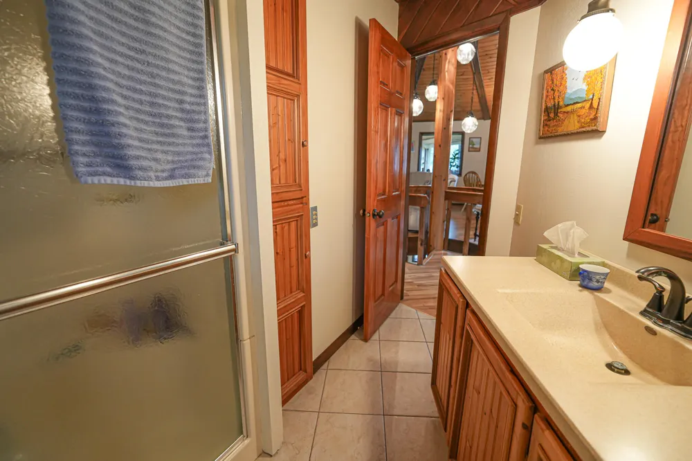 828 Reunion Avenue Fremont, MI 49412